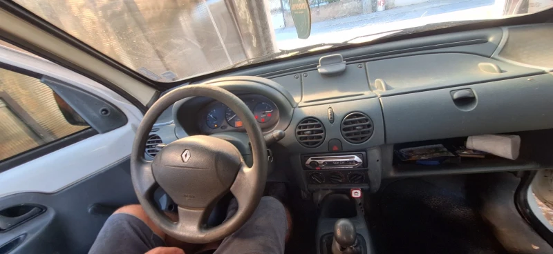 Renault Kangoo 1.9D, снимка 7 - Автомобили и джипове - 47377494