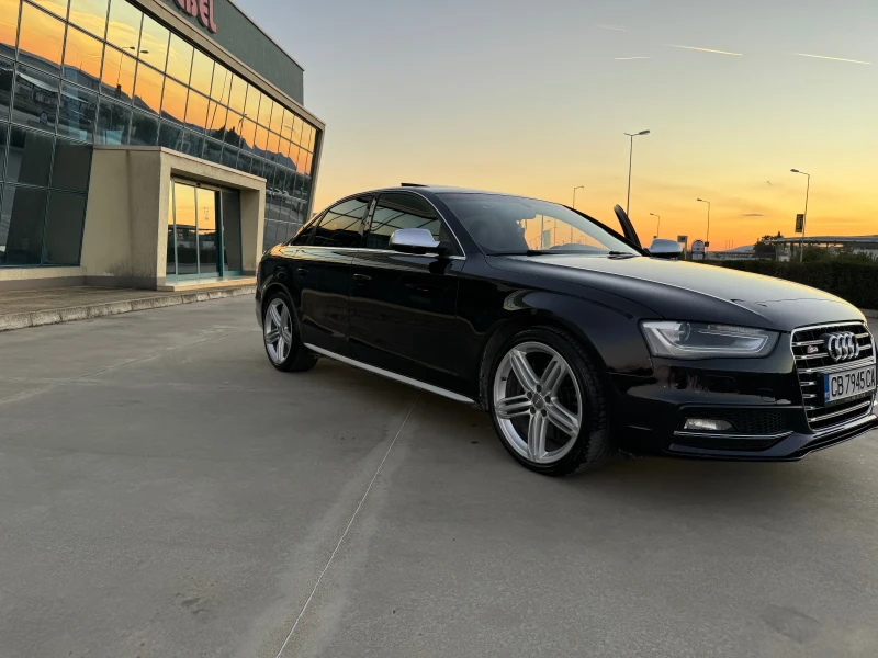 Audi S4, снимка 3 - Автомобили и джипове - 47595924