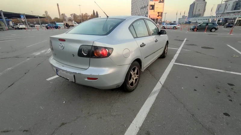 Mazda 3, снимка 5 - Автомобили и джипове - 47918249