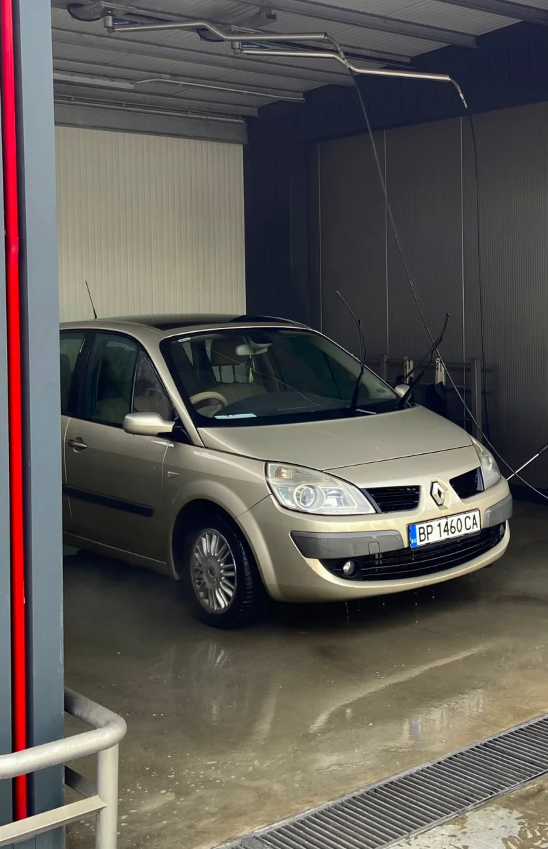 Renault Scenic 1.9, снимка 7 - Автомобили и джипове - 48562407