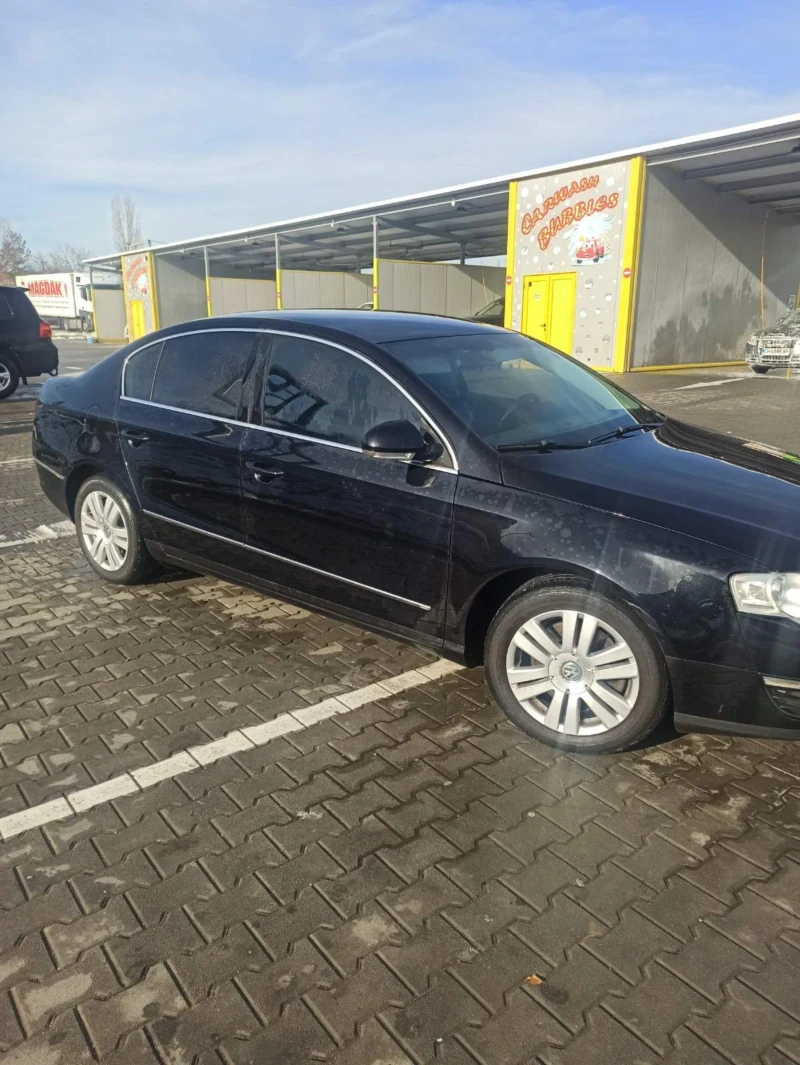 VW Passat, снимка 4 - Автомобили и джипове - 48575448