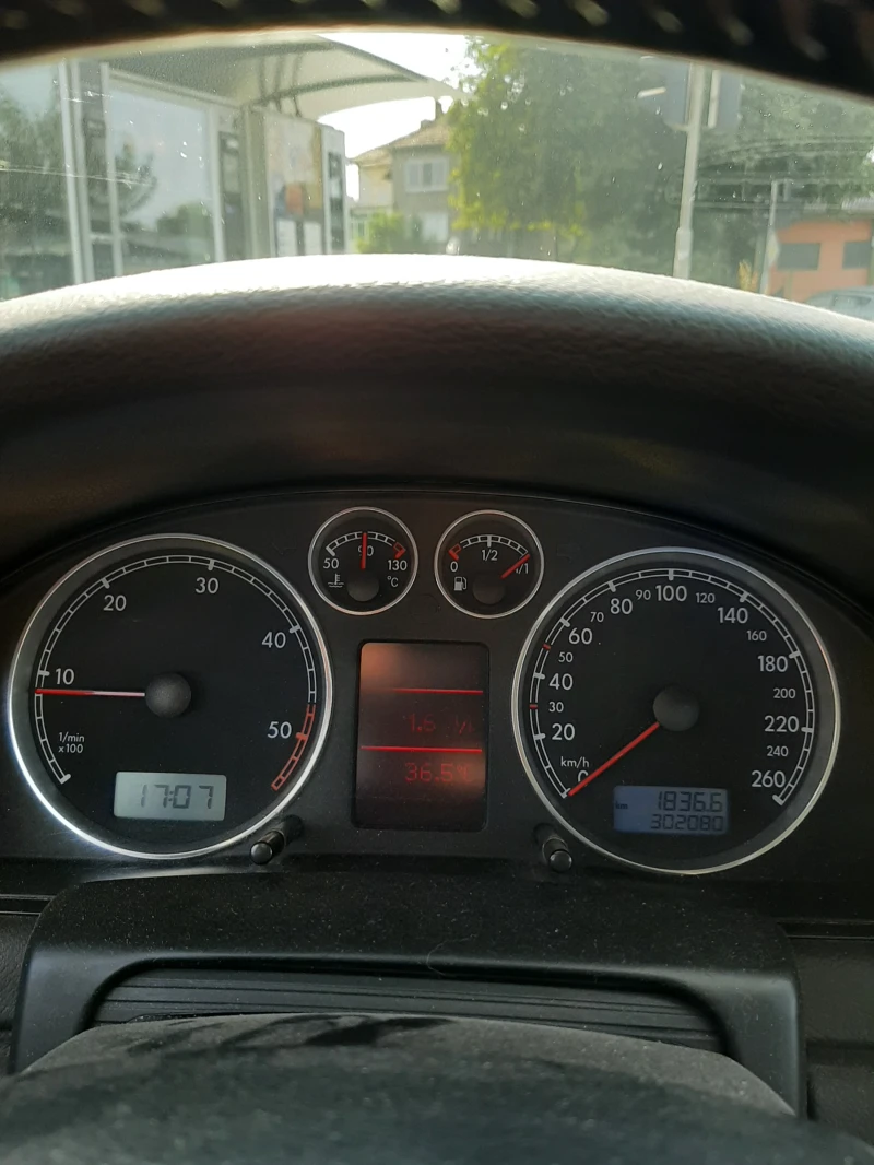 VW Passat B5.5, снимка 9 - Автомобили и джипове - 49441338