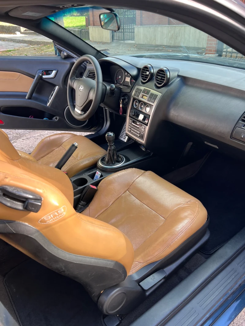 Hyundai Coupe 2.7 V6, снимка 7 - Автомобили и джипове - 52160149