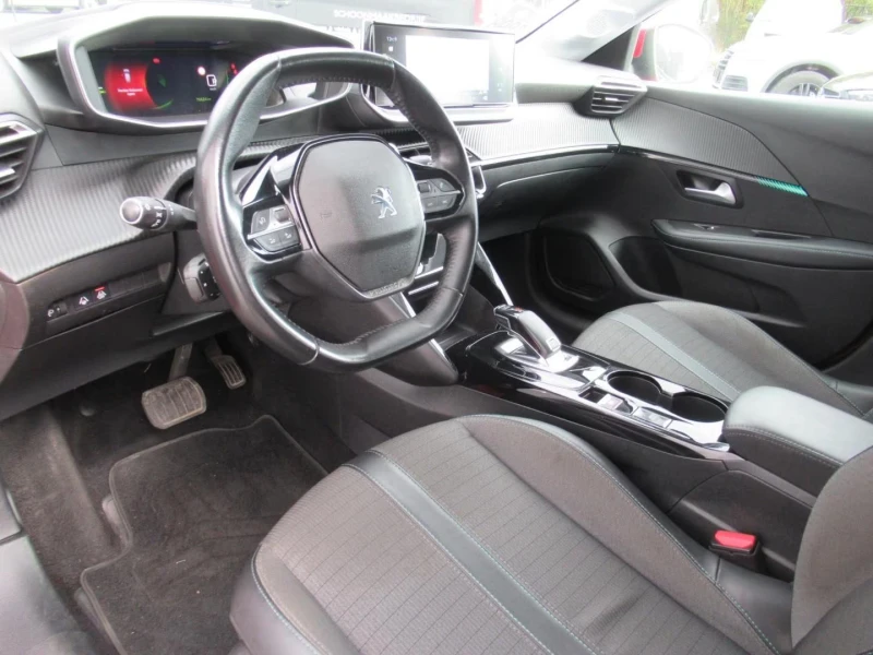 Peugeot 208 1.2PURE-TECH/101HP/ALLURE/CAM/NAVI/LED/DIGI/540g, снимка 8 - Автомобили и джипове - 52292125