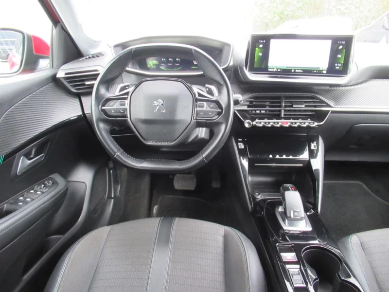 Peugeot 208 1.2PURE-TECH/101HP/ALLURE/CAM/NAVI/LED/DIGI/540g, снимка 9 - Автомобили и джипове - 52292125