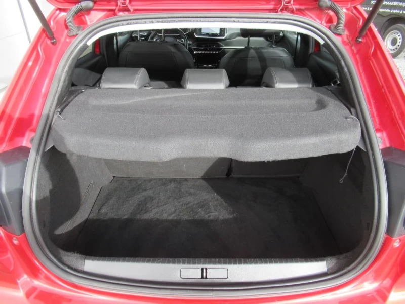 Peugeot 208 1.2PURE-TECH/101HP/ALLURE/CAM/NAVI/LED/DIGI/540g, снимка 13 - Автомобили и джипове - 52292125