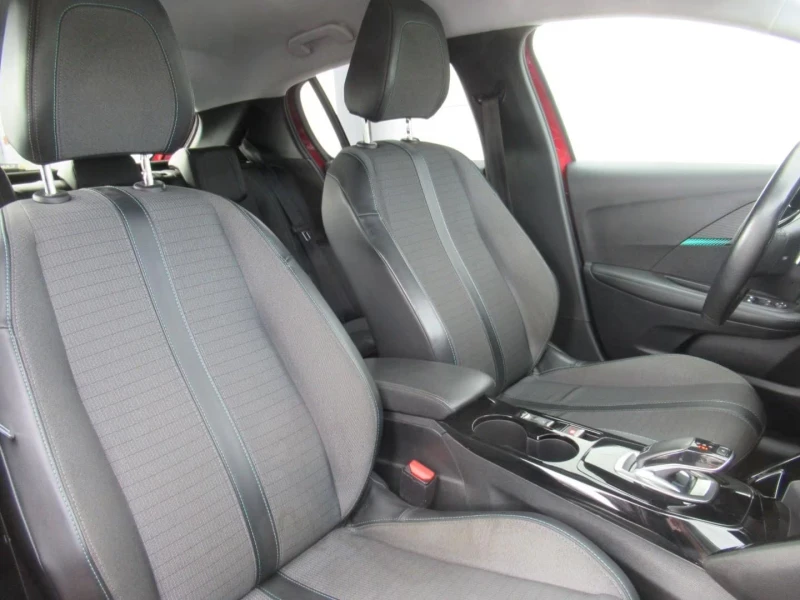 Peugeot 208 1.2PURE-TECH/101HP/ALLURE/CAM/NAVI/LED/DIGI/540g, снимка 11 - Автомобили и джипове - 52292125