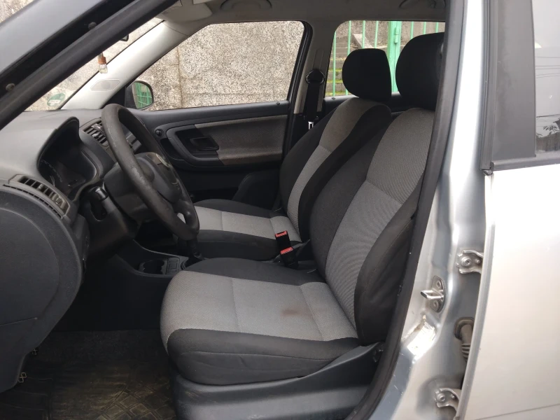 Skoda Fabia, снимка 9 - Автомобили и джипове - 52452428