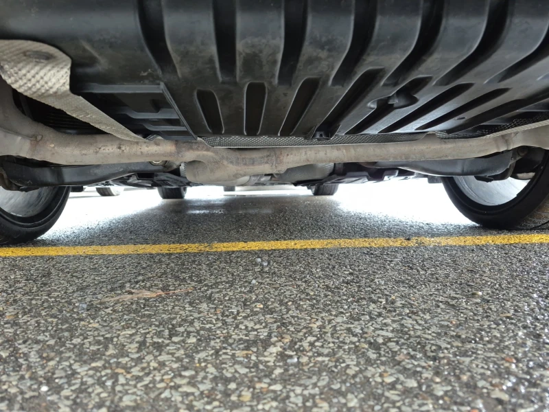 Mercedes-Benz E 43 AMG FULL DIGITAL/LANE ASSIST/BURMESTER/KEYLESS/ОБДУХВ., снимка 13 - Автомобили и джипове - 52710733