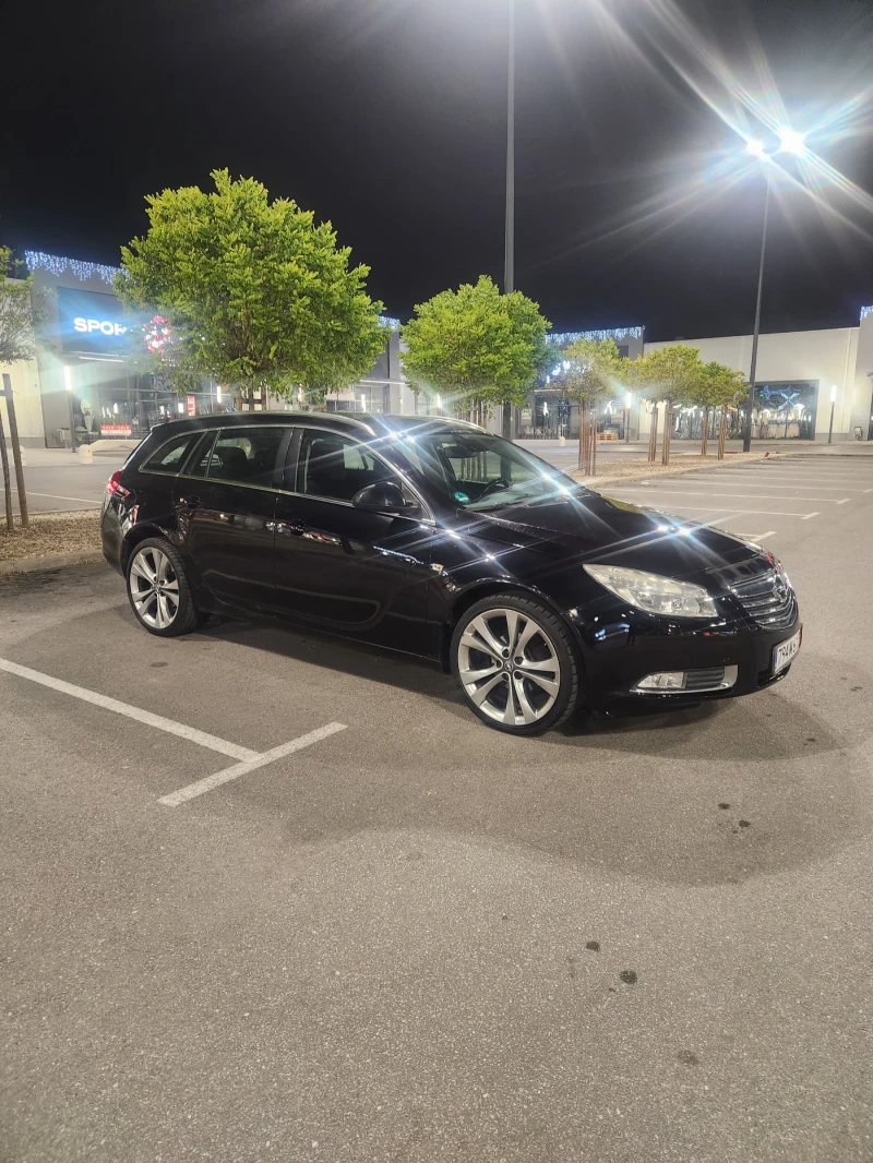 Opel Insignia Sport Torer, снимка 4 - Автомобили и джипове - 52819027