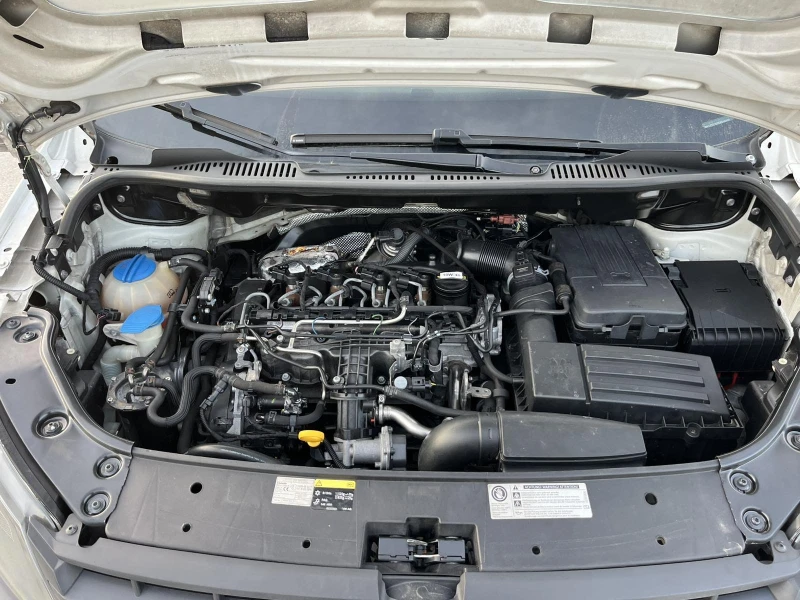 VW Caddy MAXI 1.6TDI 102кс EURO 5B КЛИМАТИК, снимка 15 - Автомобили и джипове - 52839781