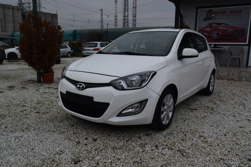 Hyundai I20 1.25 i* 142000 km!!Euro5B* , снимка 2 - Автомобили и джипове - 52873492