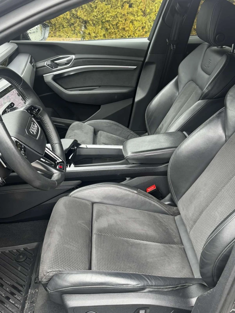 Audi E-Tron, снимка 9 - Автомобили и джипове - 53442415