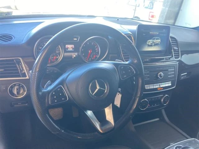 Mercedes-Benz GLS 450 4MATIC* Keyless* Ambient* FULL LED* Подгрев* Пано*, снимка 8 - Автомобили и джипове - 47639448