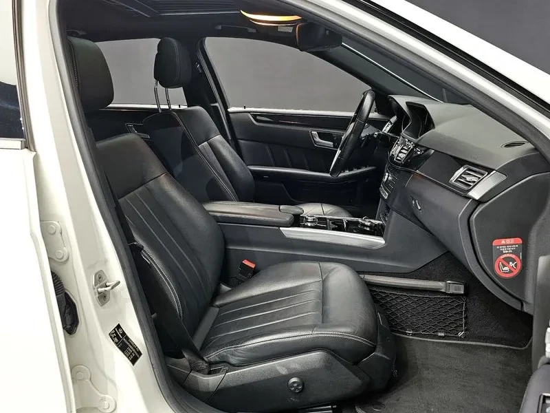 Mercedes-Benz E 220 Bluetech Avant Garde Sports - изображение 10