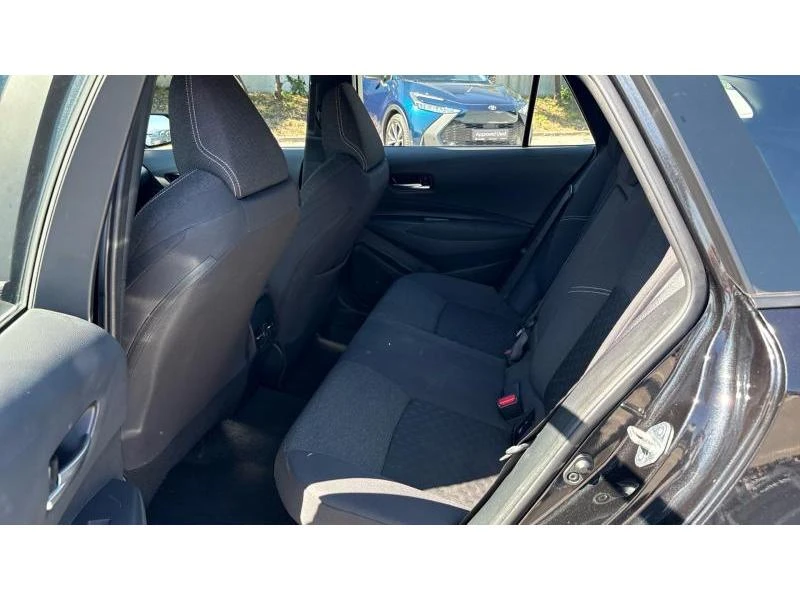Toyota Corolla TS 1.8HSD EXECUTIVE, снимка 11 - Автомобили и джипове - 55471842