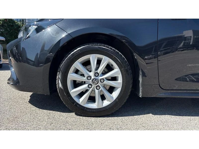 Toyota Corolla TS 1.8HSD EXECUTIVE, снимка 16 - Автомобили и джипове - 55471842