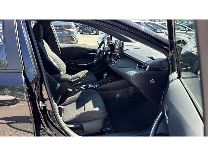 Toyota Corolla TS 1.8HSD EXECUTIVE, снимка 6 - Автомобили и джипове - 55471842