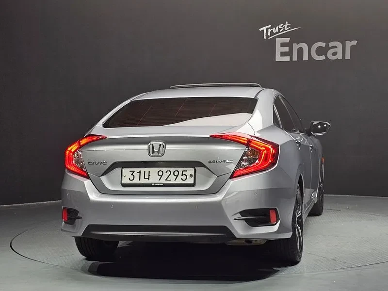 Honda Civic 2.0 1OTH GEN, снимка 4 - Автомобили и джипове - 55746901