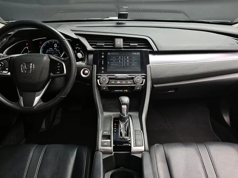 Honda Civic 2.0 1OTH GEN, снимка 7 - Автомобили и джипове - 55746901