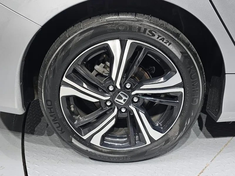 Honda Civic 2.0 1OTH GEN, снимка 5 - Автомобили и джипове - 55746901