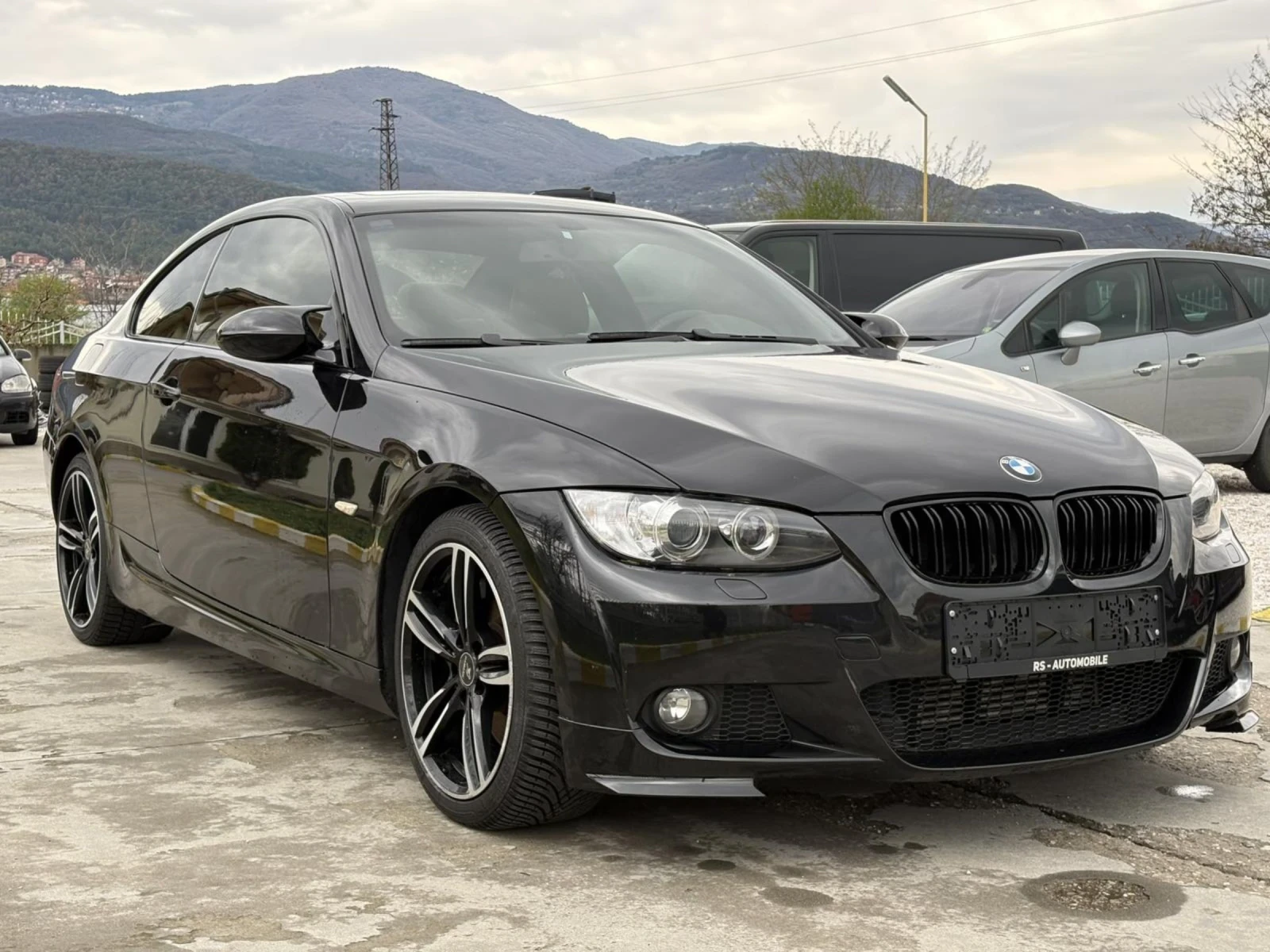BMW 330 Оригинален М пакет  - изображение 2