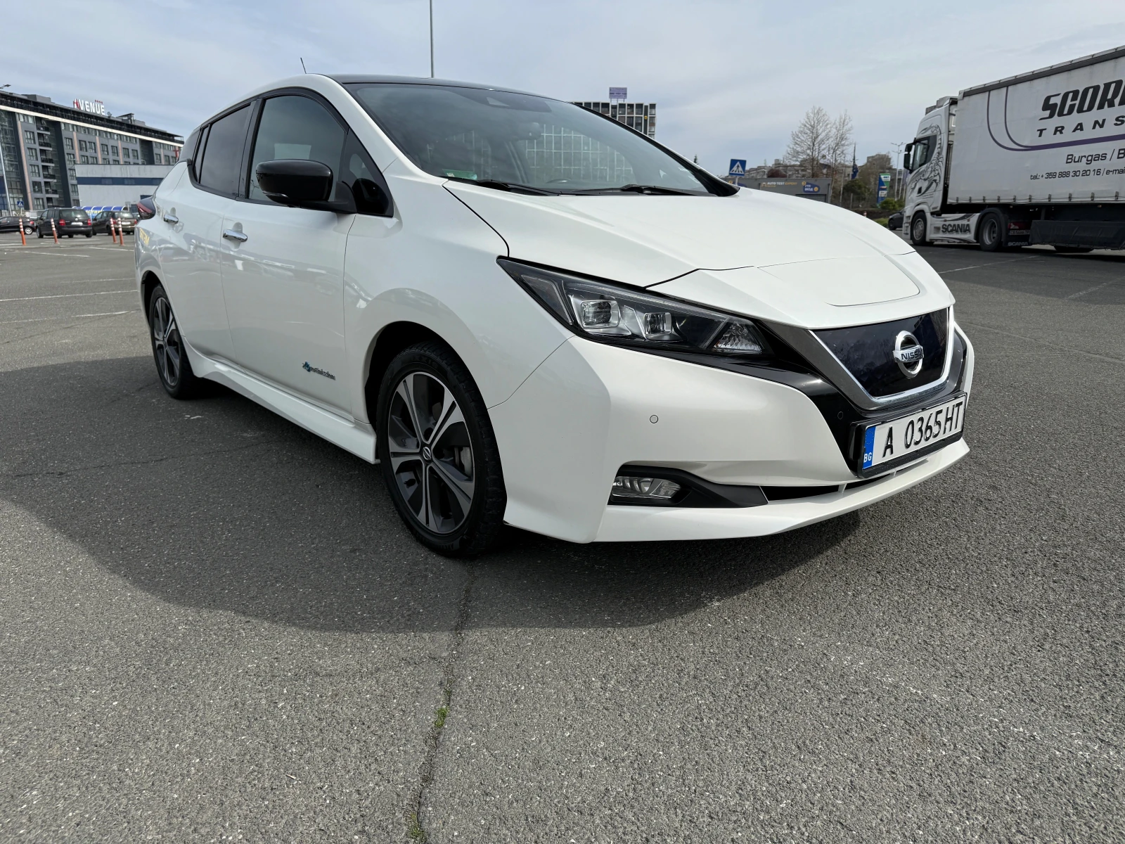 Nissan Leaf   - изображение 6