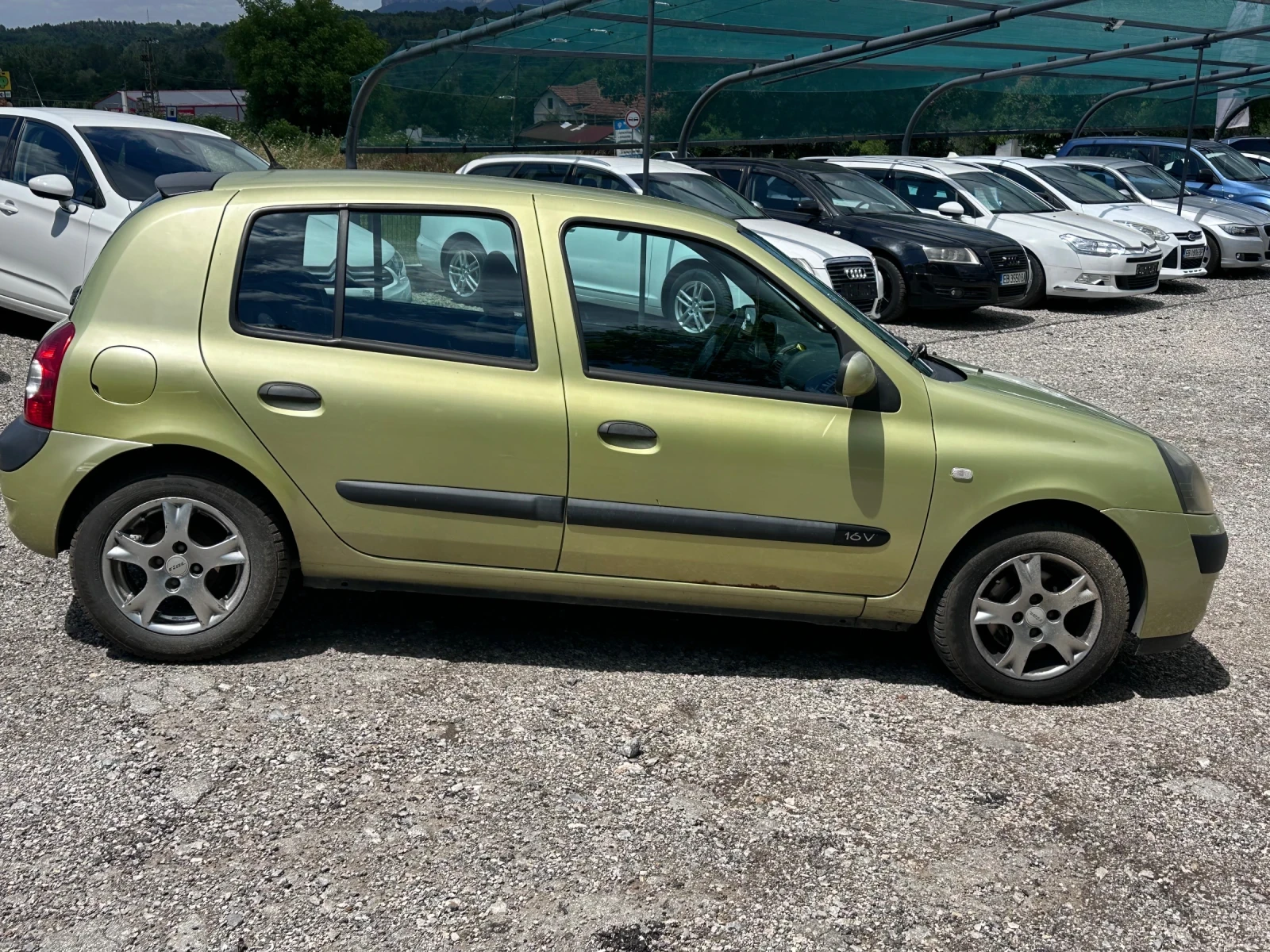 Renault Clio 1.2 КЛИМАТИК 2004 г - изображение 7