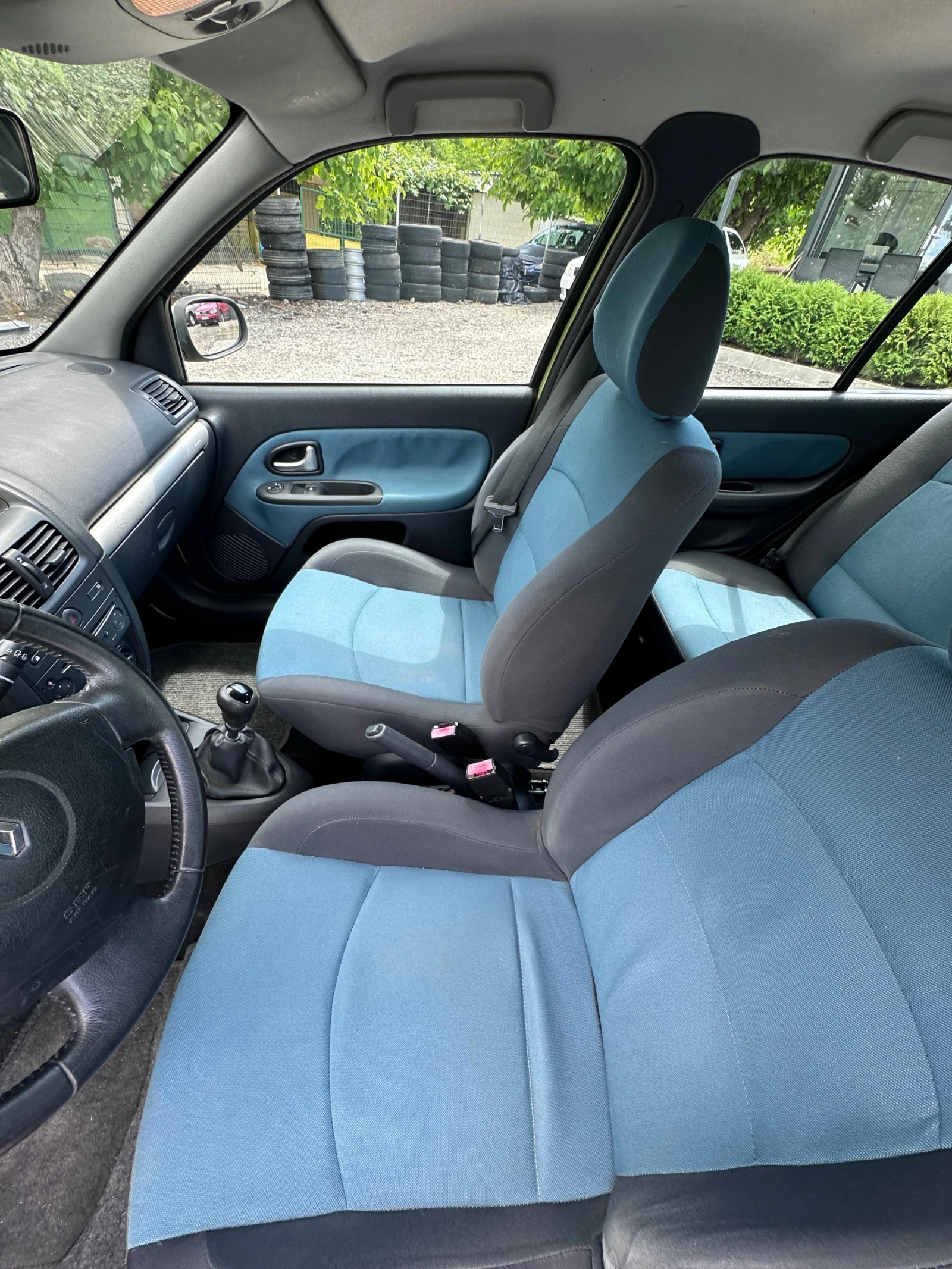 Renault Clio 1.2 КЛИМАТИК 2004 г - изображение 8