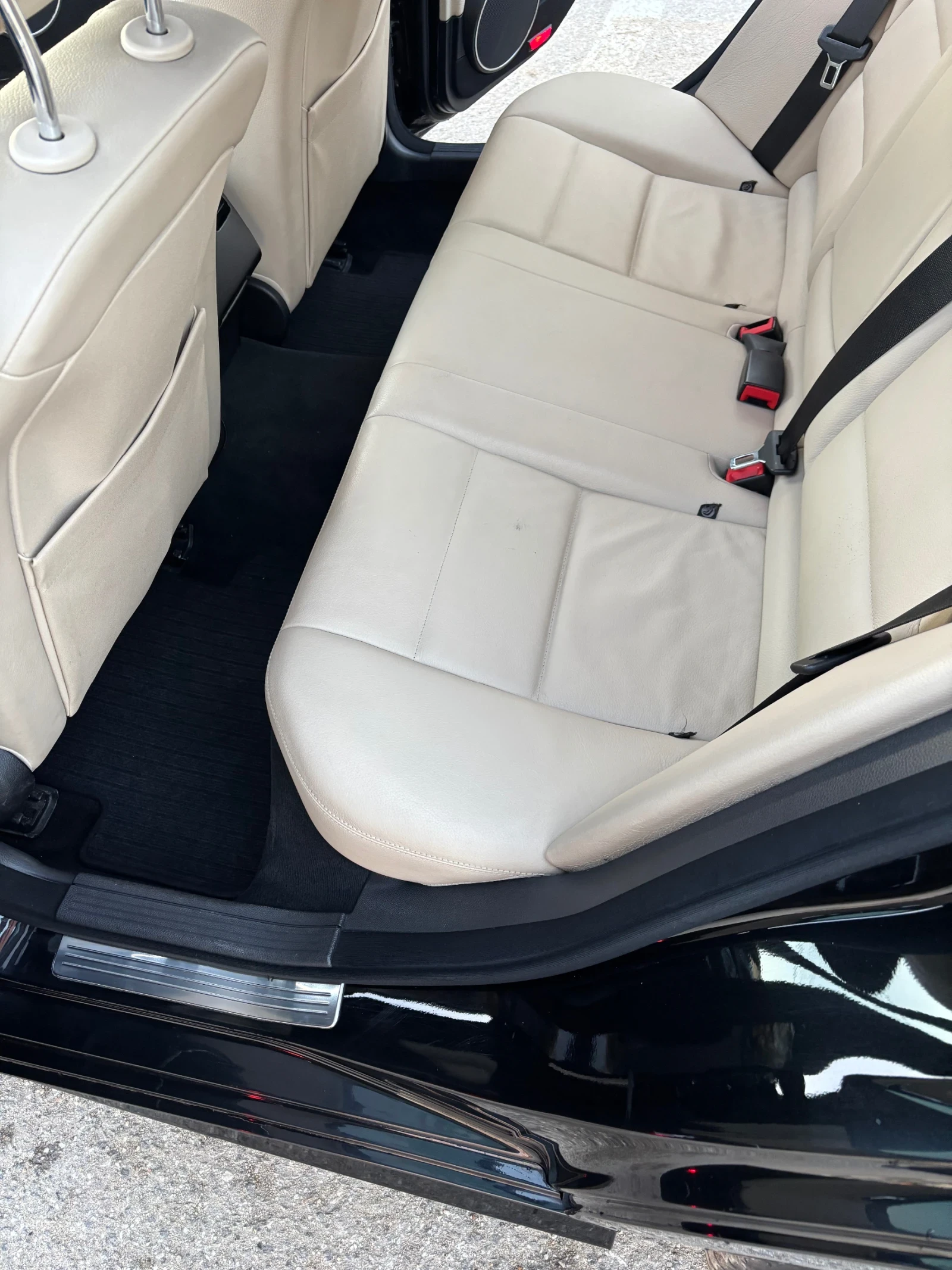 Mercedes-Benz C 320  - изображение 9