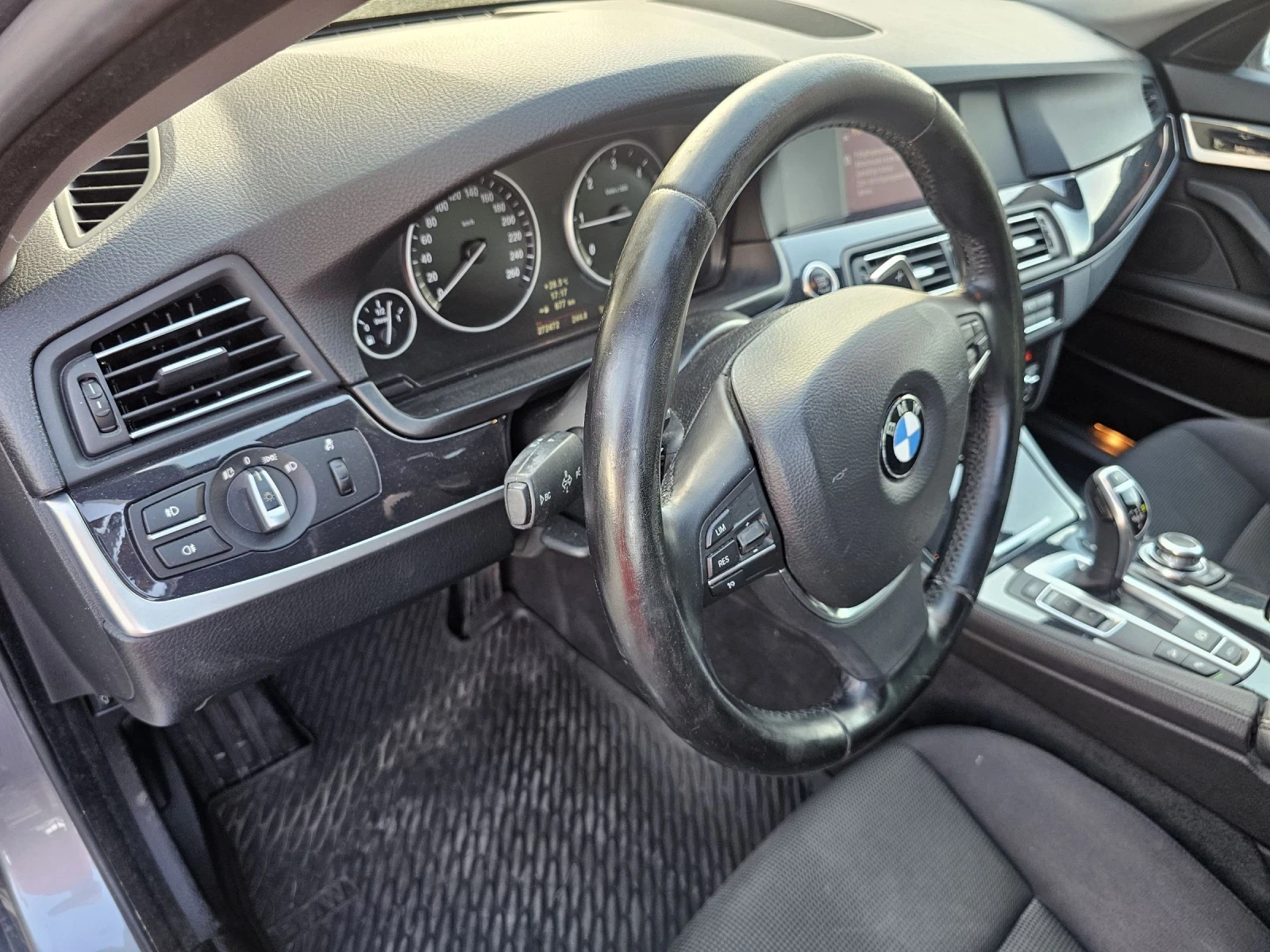 BMW 525 2.5d 218k.s ТОП СЪСТОЯНИЕ - изображение 9