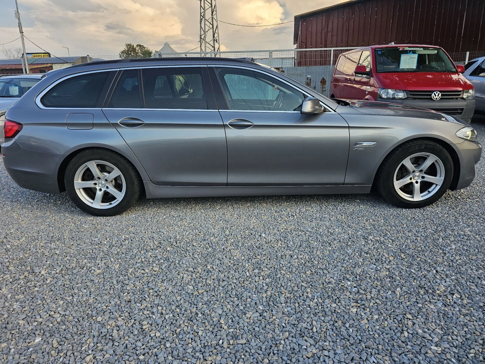 BMW 525 2.5d 218k.s ТОП СЪСТОЯНИЕ - изображение 4