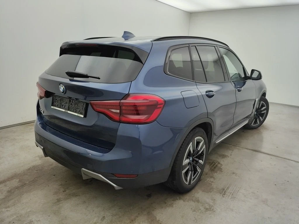 BMW iX3 74 kWh - изображение 3