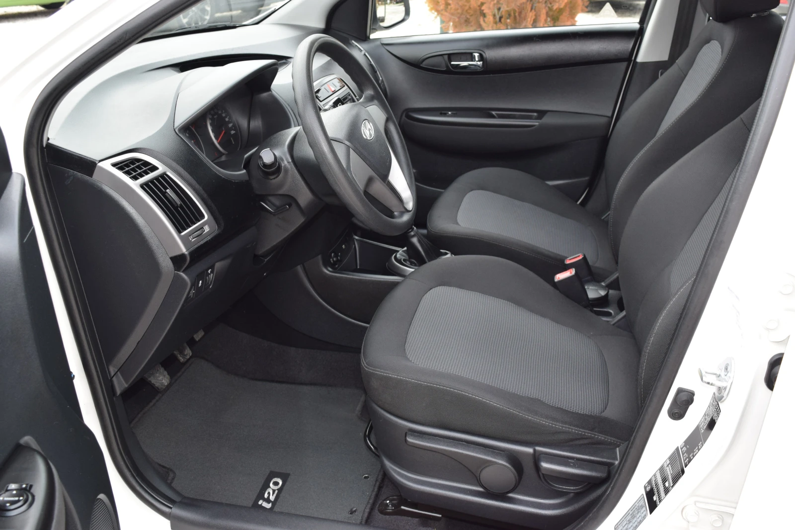 Hyundai I20 1.25 i* 142000 km!!Euro5B*  - изображение 8