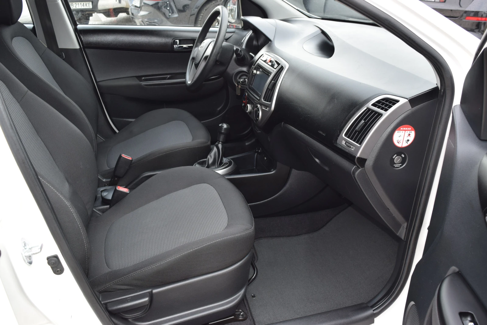 Hyundai I20 1.25 i* 142000 km!!Euro5B*  - изображение 9