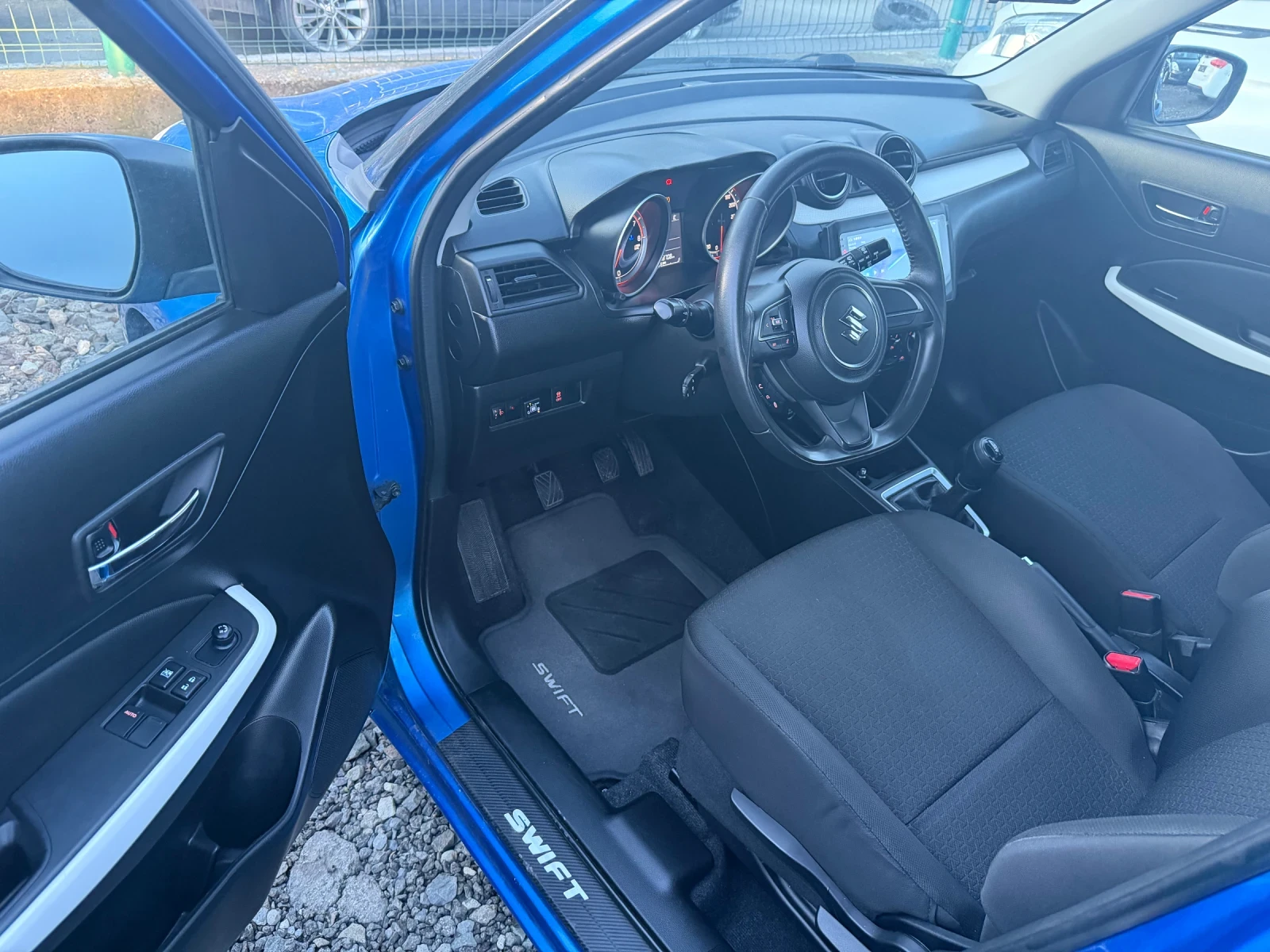 Suzuki Swift 1.2 i + LPG kamera navi | Mobile.bg � ����������� 15