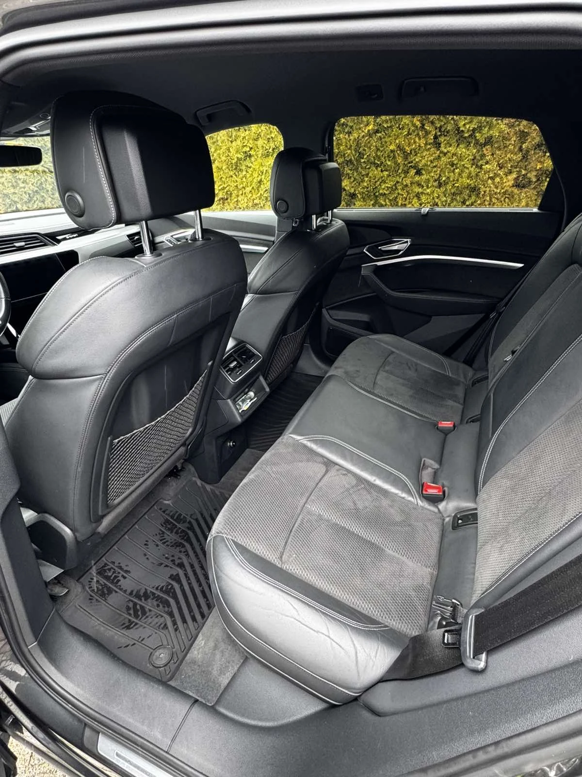 Audi E-Tron  - изображение 10