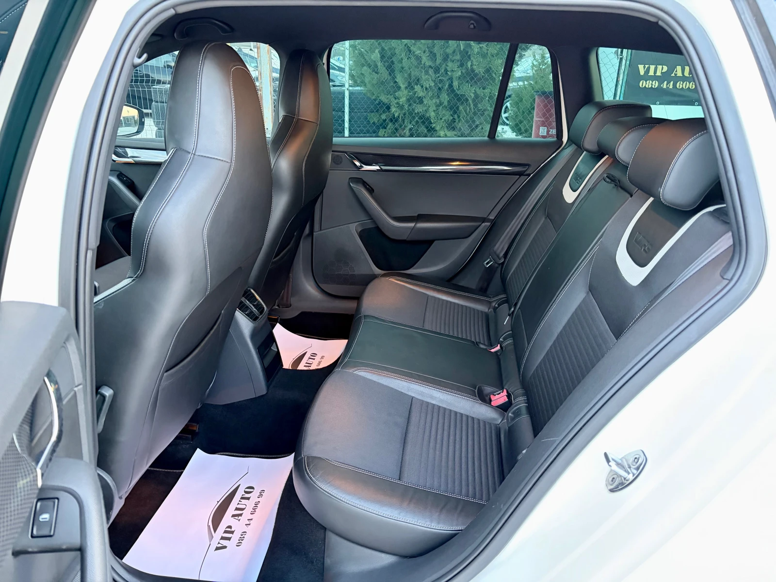 Skoda Octavia VRS 2.0TDI DSG, снимка 10 - Автомобили и джипове - 54013849