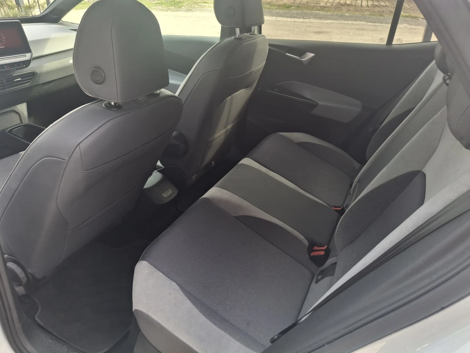 VW ID.3 First Plus* * 58kwh* * carplay* * camera 78.x.km | Mobile.bg � ����������� 17