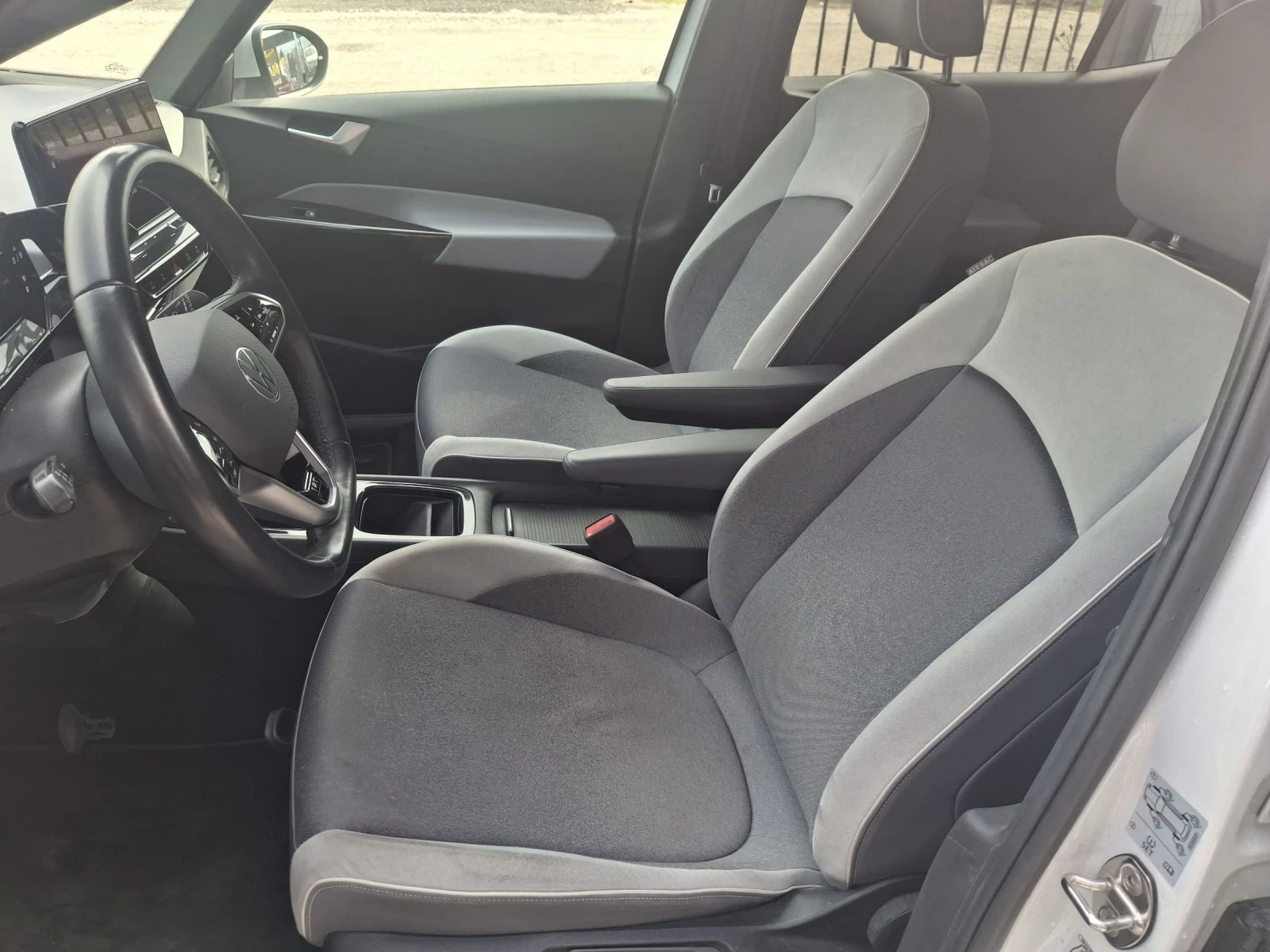 VW ID.3 First Plus* * 58kwh* * carplay* * camera 78.x.km | Mobile.bg � ����������� 13