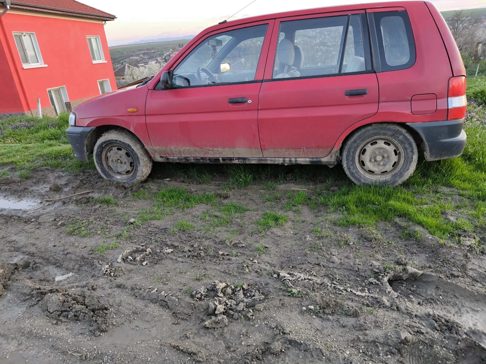 Mazda Demio, снимка 3 - Автомобили и джипове - 54101410