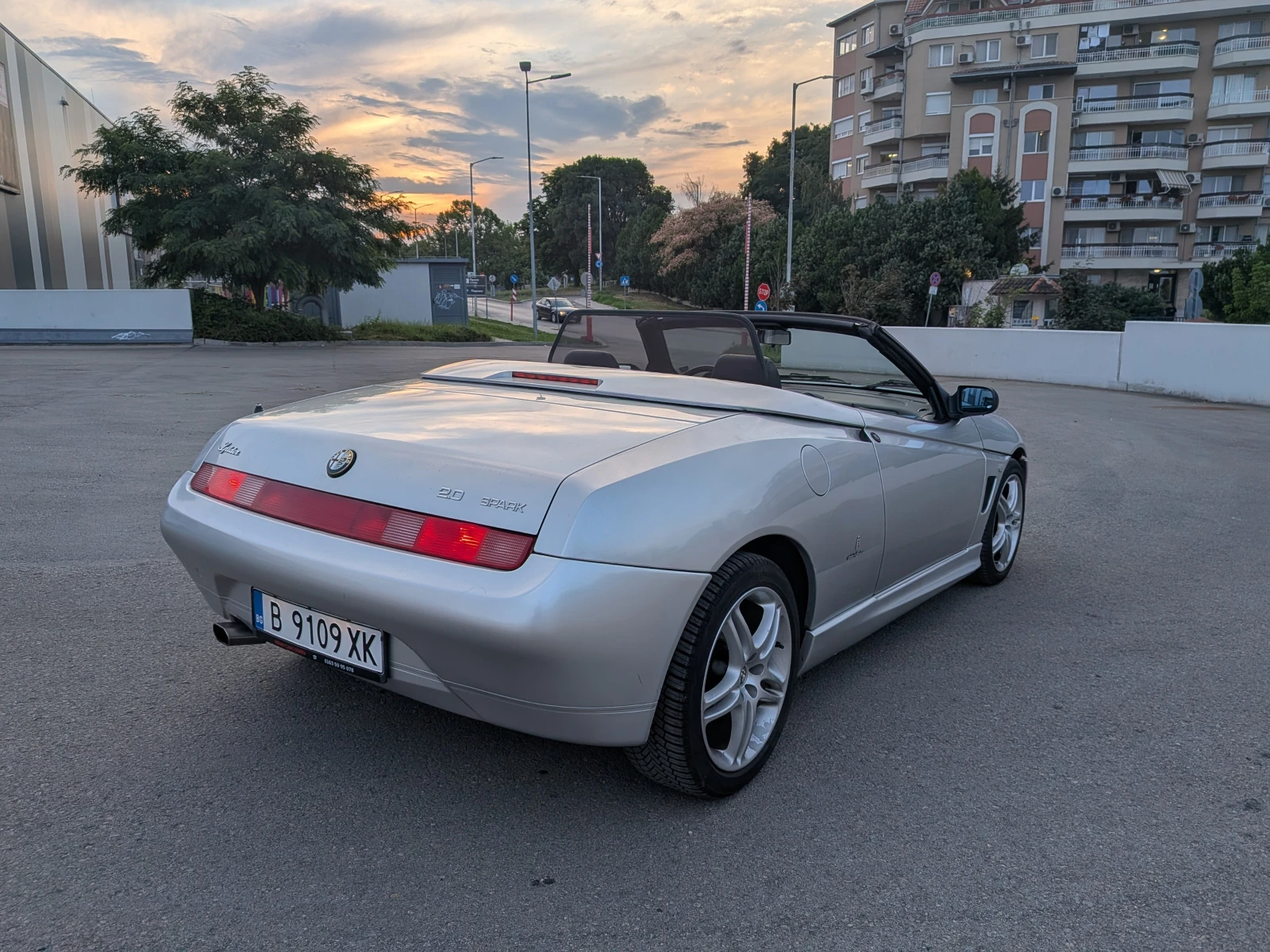 Alfa Romeo Spider 2.0TS Edizione Sportiva, снимка 3 - Автомобили и джипове - 55093244