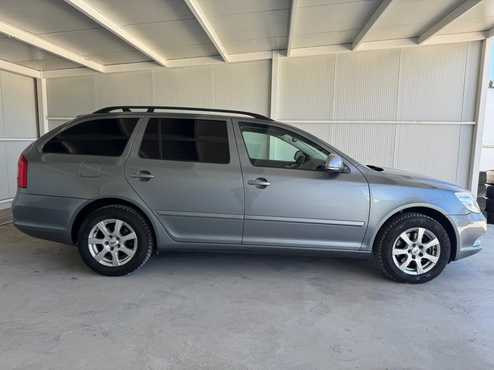 Skoda Octavia NAVI-AVTOMAT-2.0-140, снимка 6 - Автомобили и джипове - 54238346