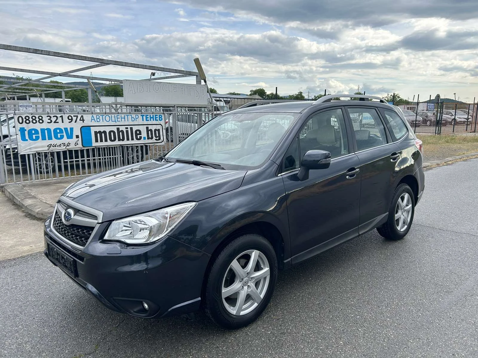 Subaru Forester 2.0 4X4, снимка 3 - Автомобили и джипове - 54616821