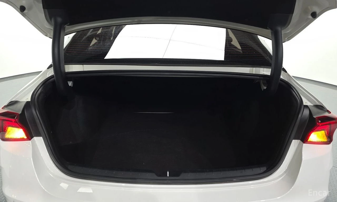 Kia K5 2.0 Trendy* DISTRONIC* �������* ������*  | Mobile.bg � ����������� 16