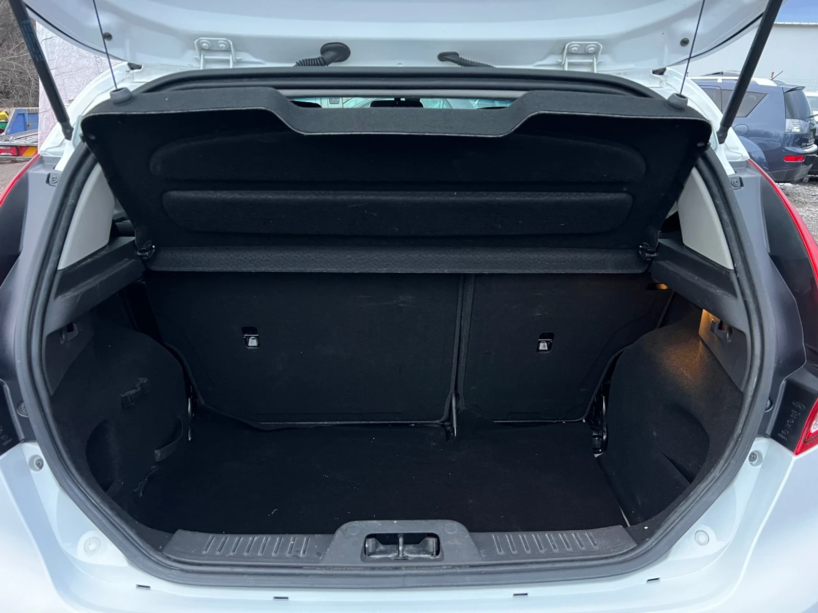 Ford Fiesta 1.0i Еuro6/B 82176Км//Titanium, снимка 16 - Автомобили и джипове - 55121881