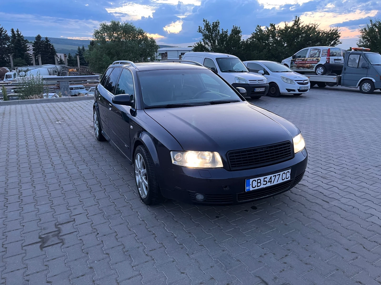 Audi A4 3.0, снимка 7 - Автомобили и джипове - 55321743