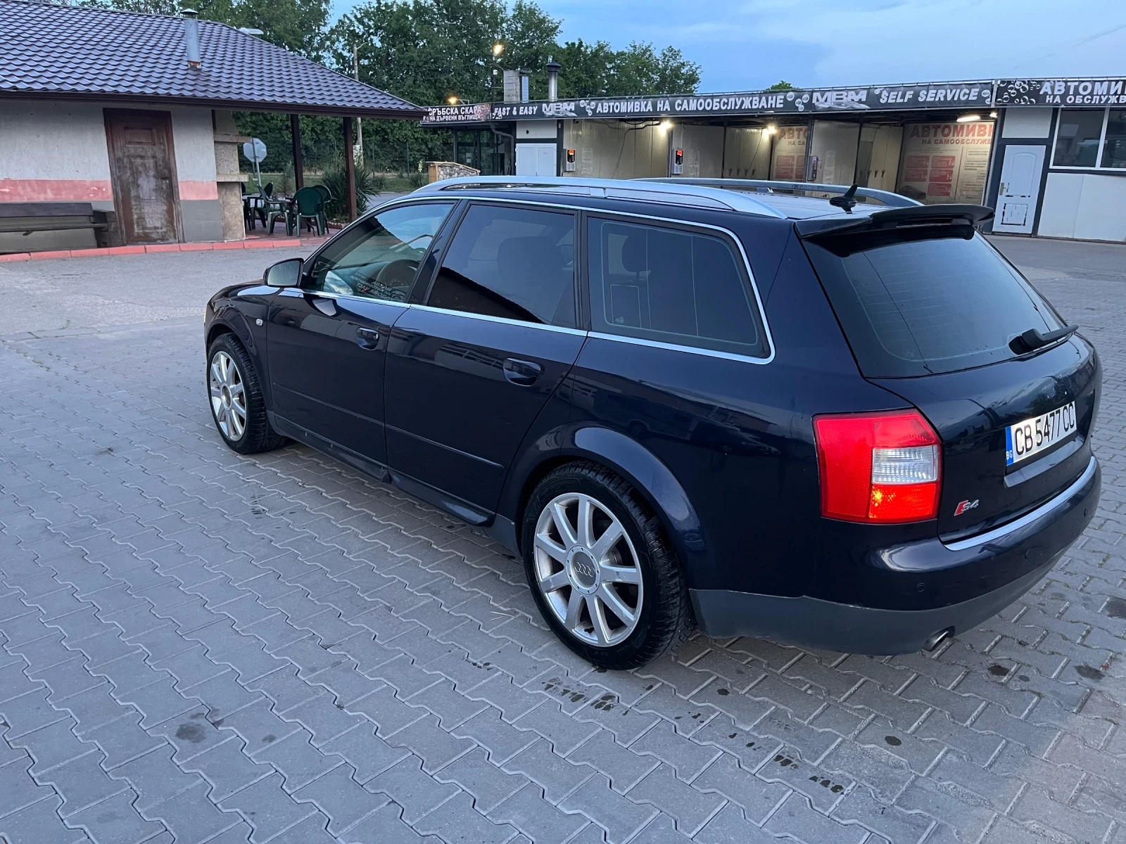 Audi A4 3.0, снимка 4 - Автомобили и джипове - 55321743