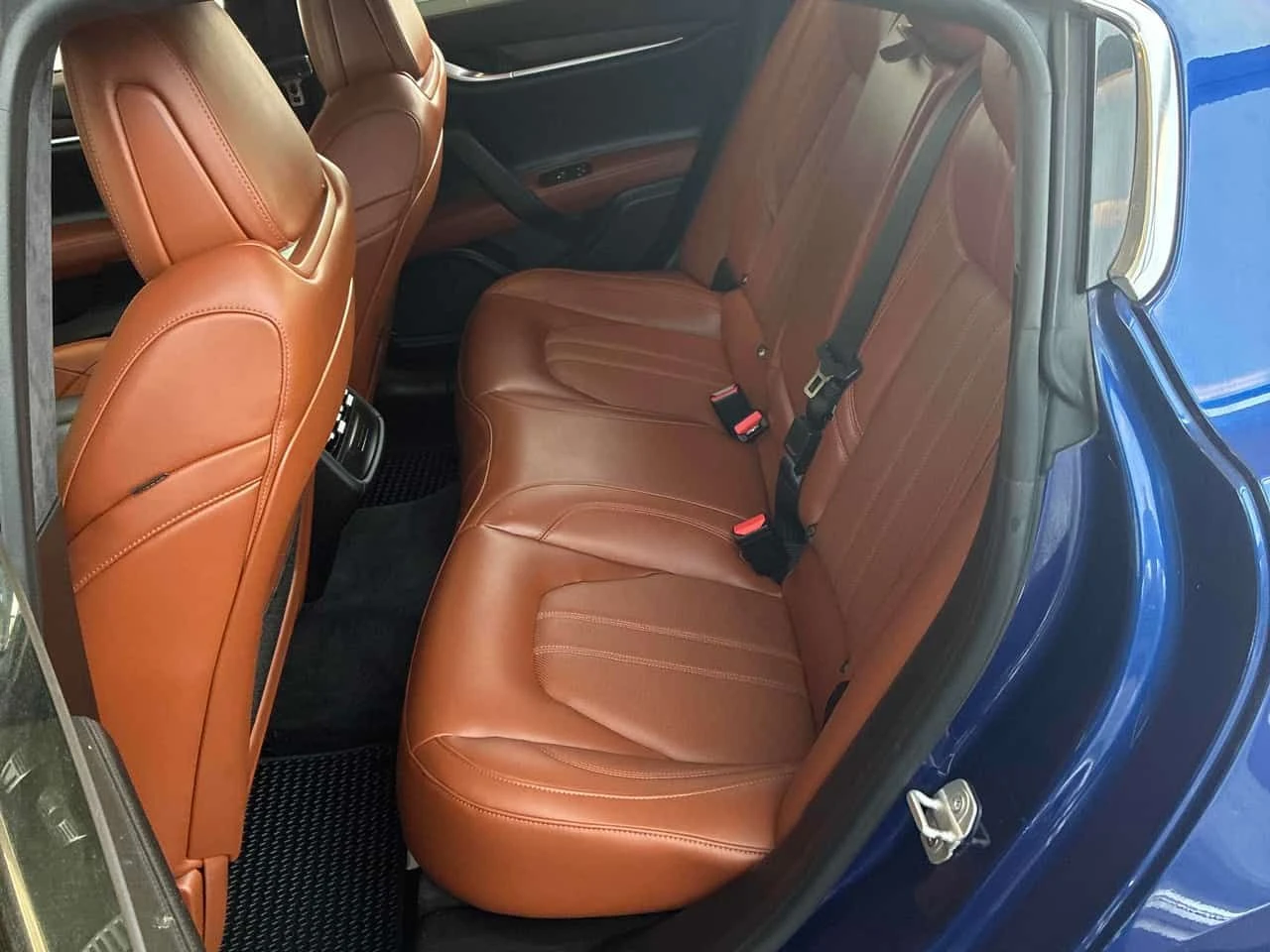 Maserati Ghibli  S Q4 GRANSPORT / БЕЗ ПЪРВОНАЧАЛНА ВНОСК, снимка 8 - Автомобили и джипове - 55472250