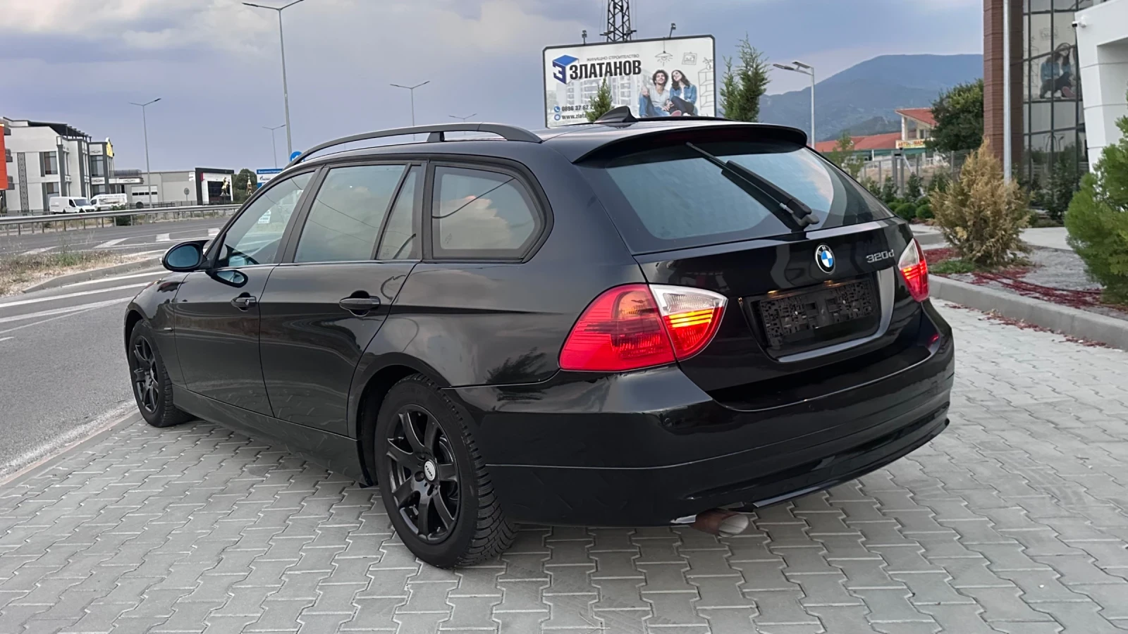 BMW 320 163кс АВТОМАТ НАВИГАЦИЯ КСЕНОН, снимка 6 - Автомобили и джипове - 55781014